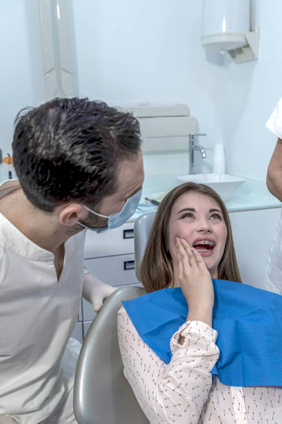 Best Emergency Dentist for Knocked-Out Tooth in Rk Forest Village, PA